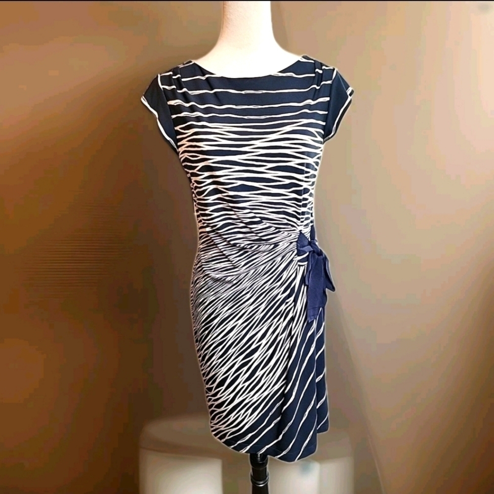 832. Dress Barn Pullover Blue & Cream  Dress with Side Bow Size 8